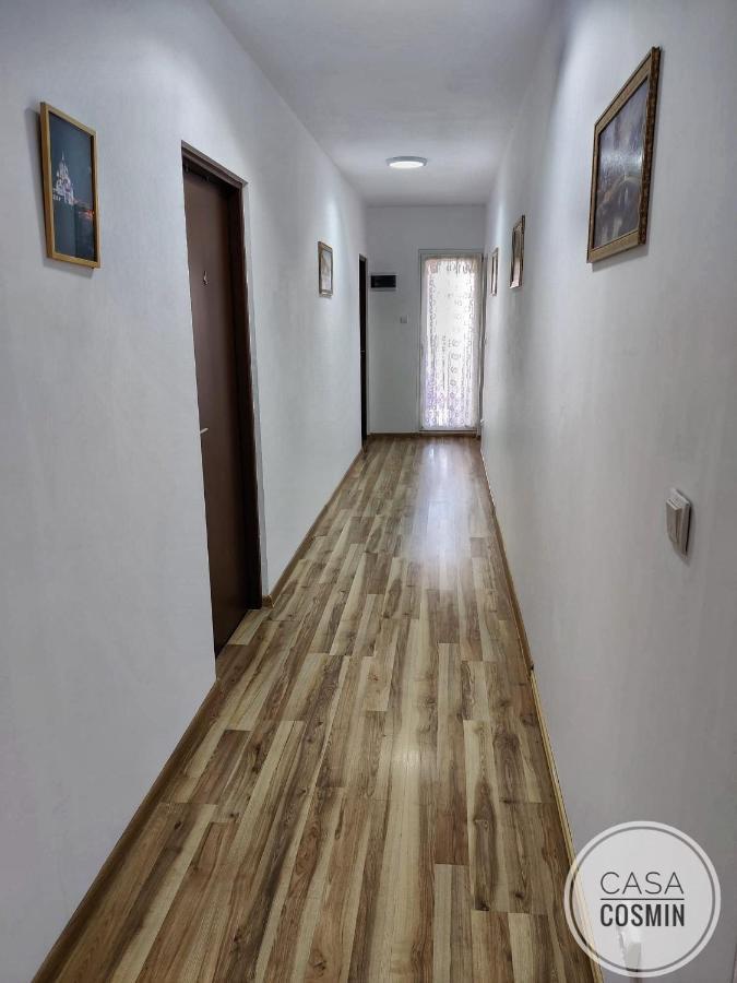 Отель Casa Cosmin Cincu Экстерьер фото